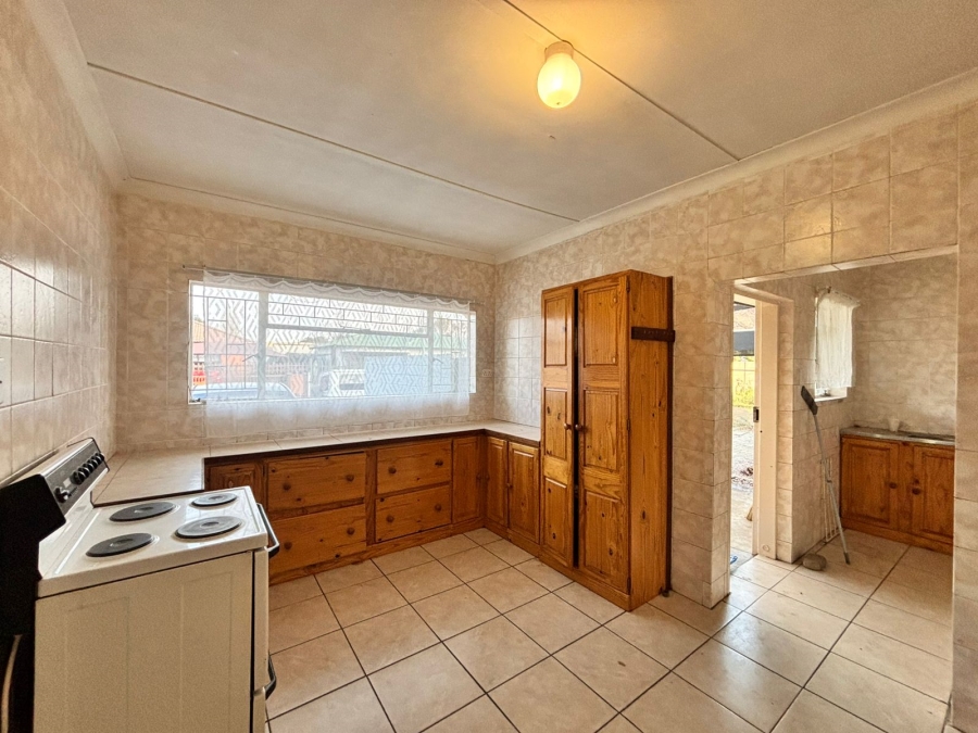 To Let 3 Bedroom Property for Rent in Miederpark North West